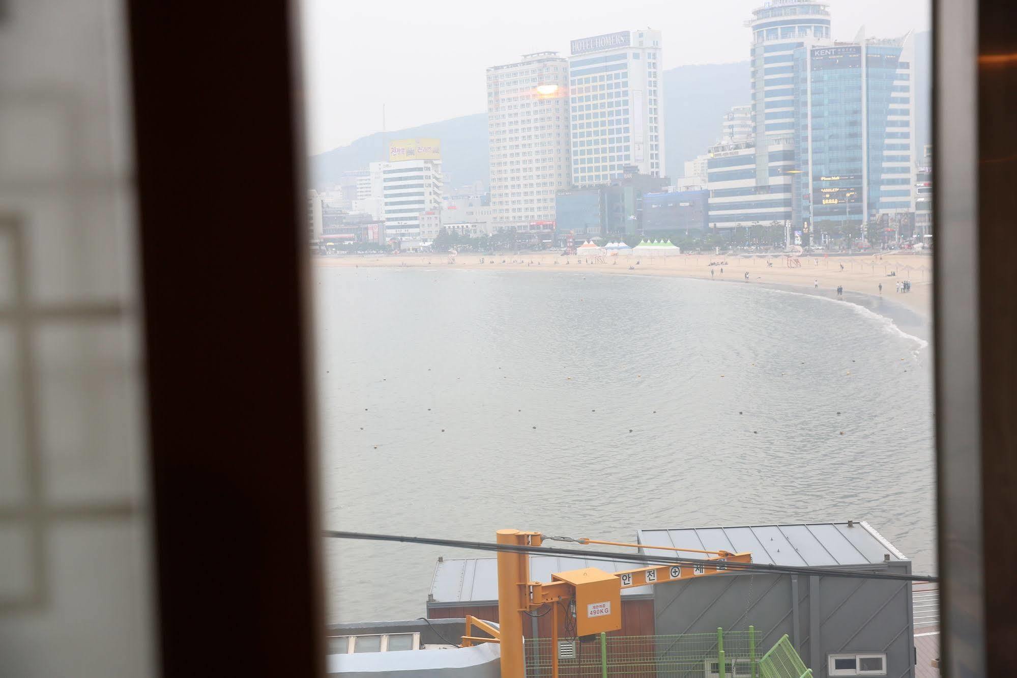Yes Guesthouse Busan Exterior foto